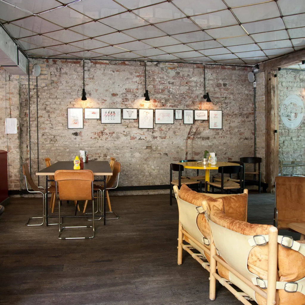 Louis Poulsen AJ Vägglampa Svart – Visningsmodell