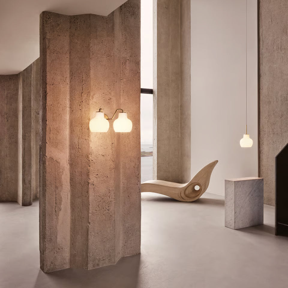 Louis Poulsen VL Ring Crown vägglampa – opalglas/mässing