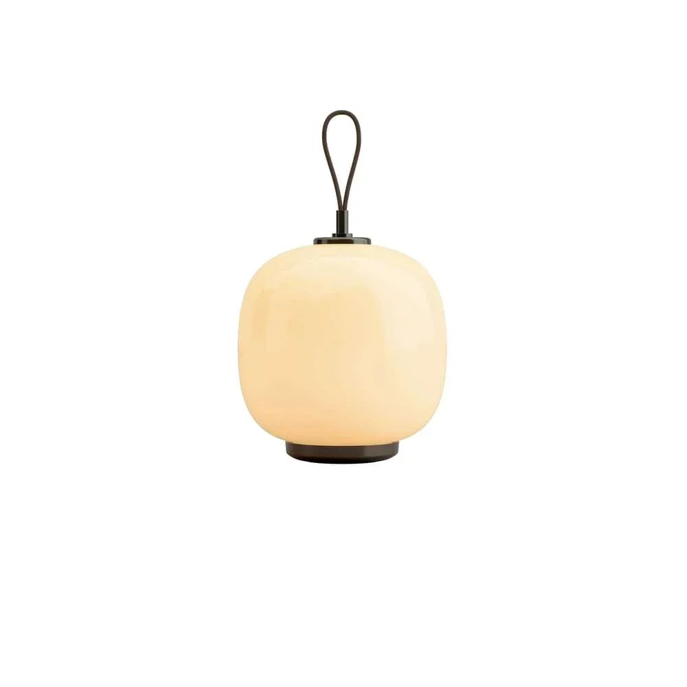 Louis Poulsen VL45 Radiohus Portable Bordlampa Ø17,5 cm – Mässing / Glossy Pale Yellow